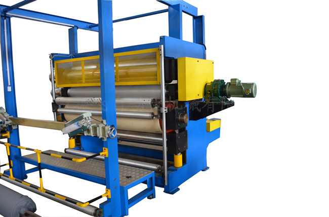 壓花機是怎麽加溫的呢？